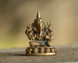 Brass Sitting Ganesh Statue, 1.25 Inches